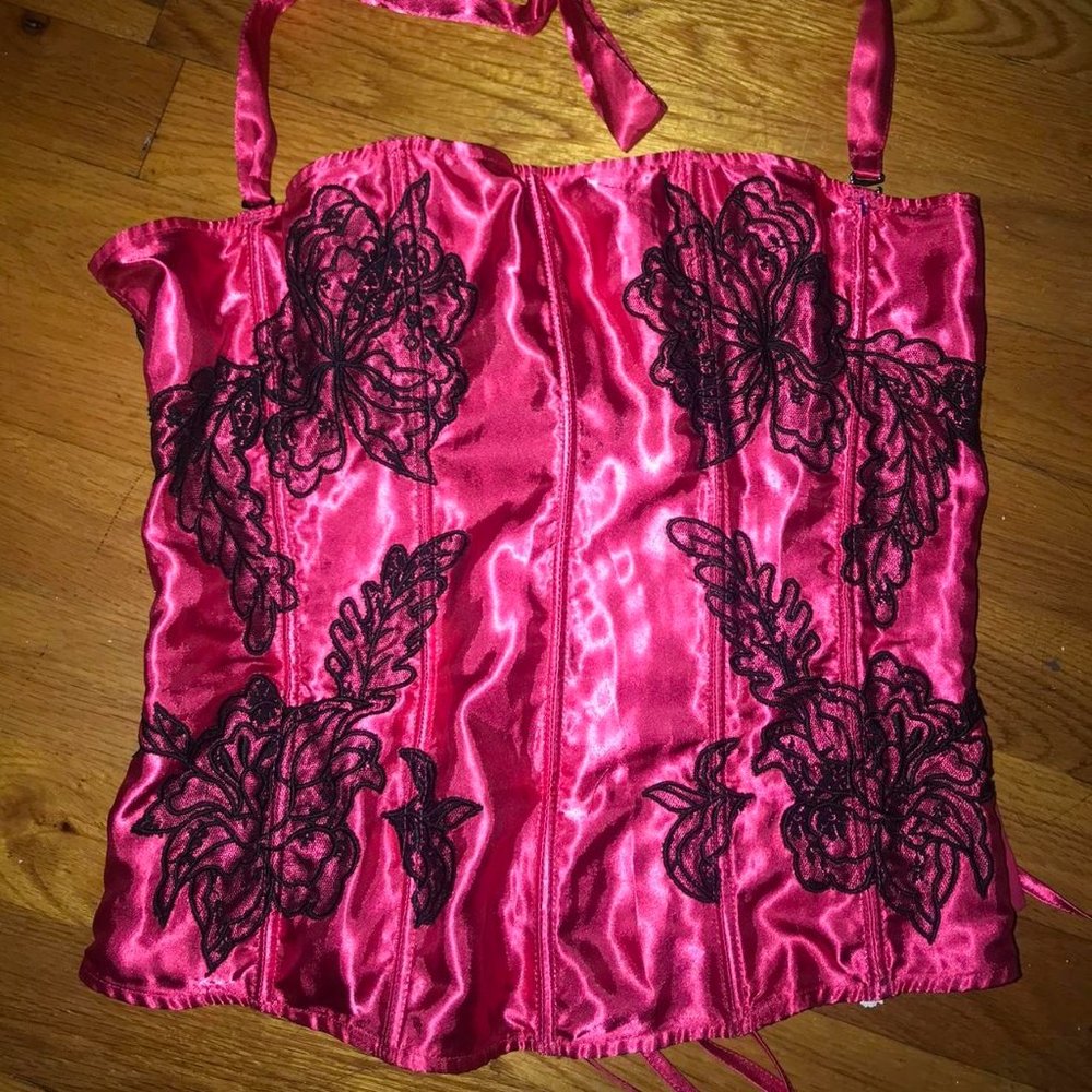 corset frederick of hollywood
